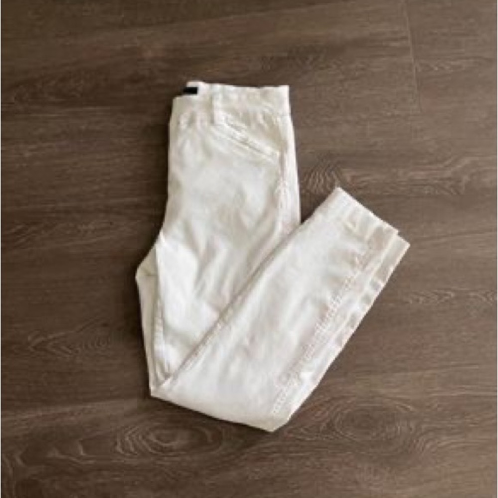 Reitman’s size 8 iconic pants